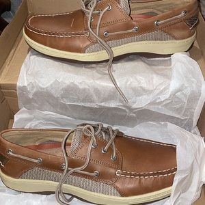 BRAND NEW in box Sperry boat shoes size 11.5 Men’s